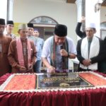 Gubernur Sumsel Herman Deru Tandatangani Prasasti Peresmian Masjid As-Salman Kelurahan Sukarami Palembang
