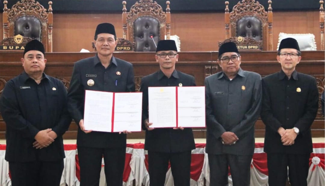 Apresiasi Rekomendasi LKPJ 2024, Bupati Harapkan Dukungan DPRD Wujudkan Muara Enim Bebas Truk Batubara