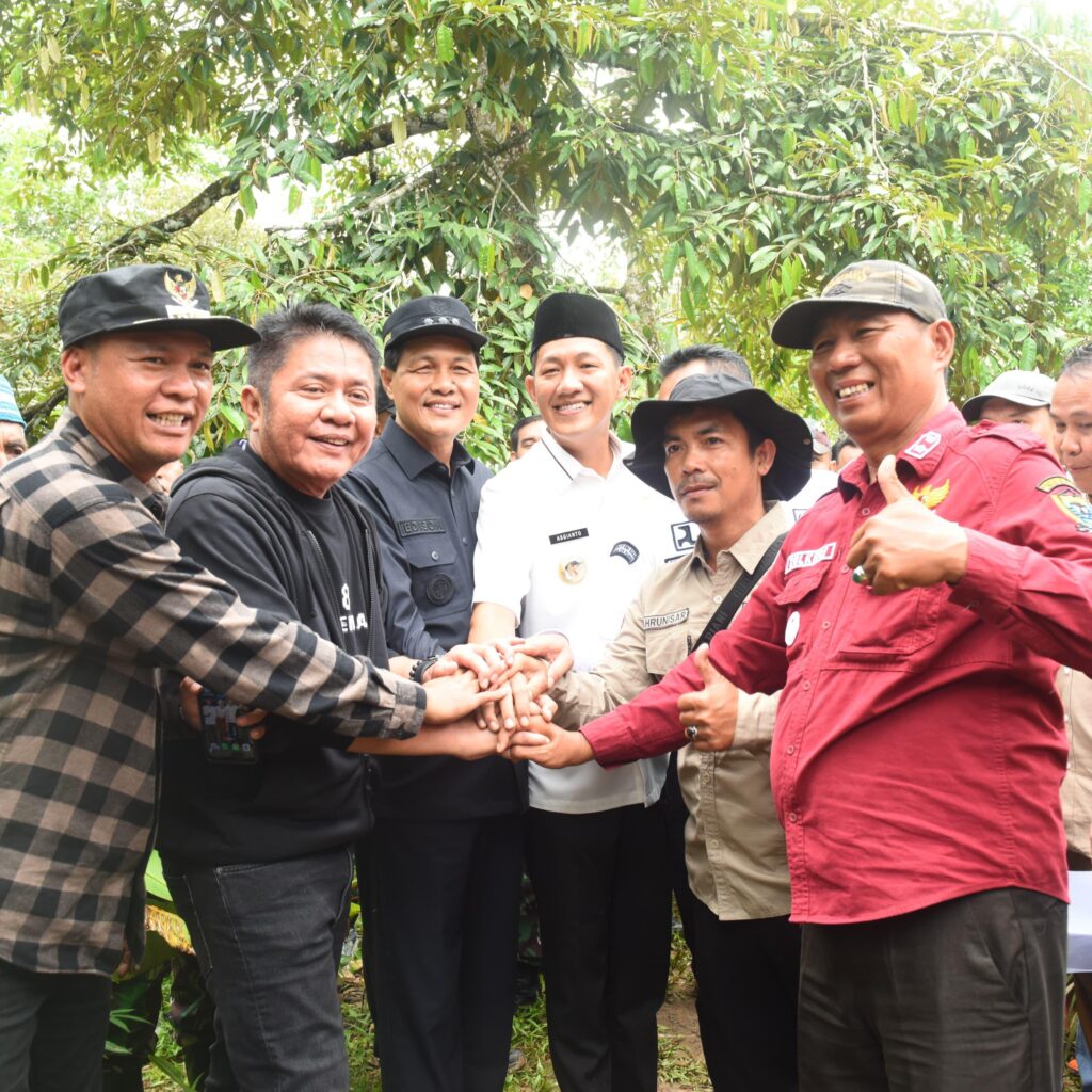 Gubernur Sumsel Tinjau Jalan yang Terbengkalai 3 Dekade Penghubung antara Muara Enim - Pali - Kota Prabumulih