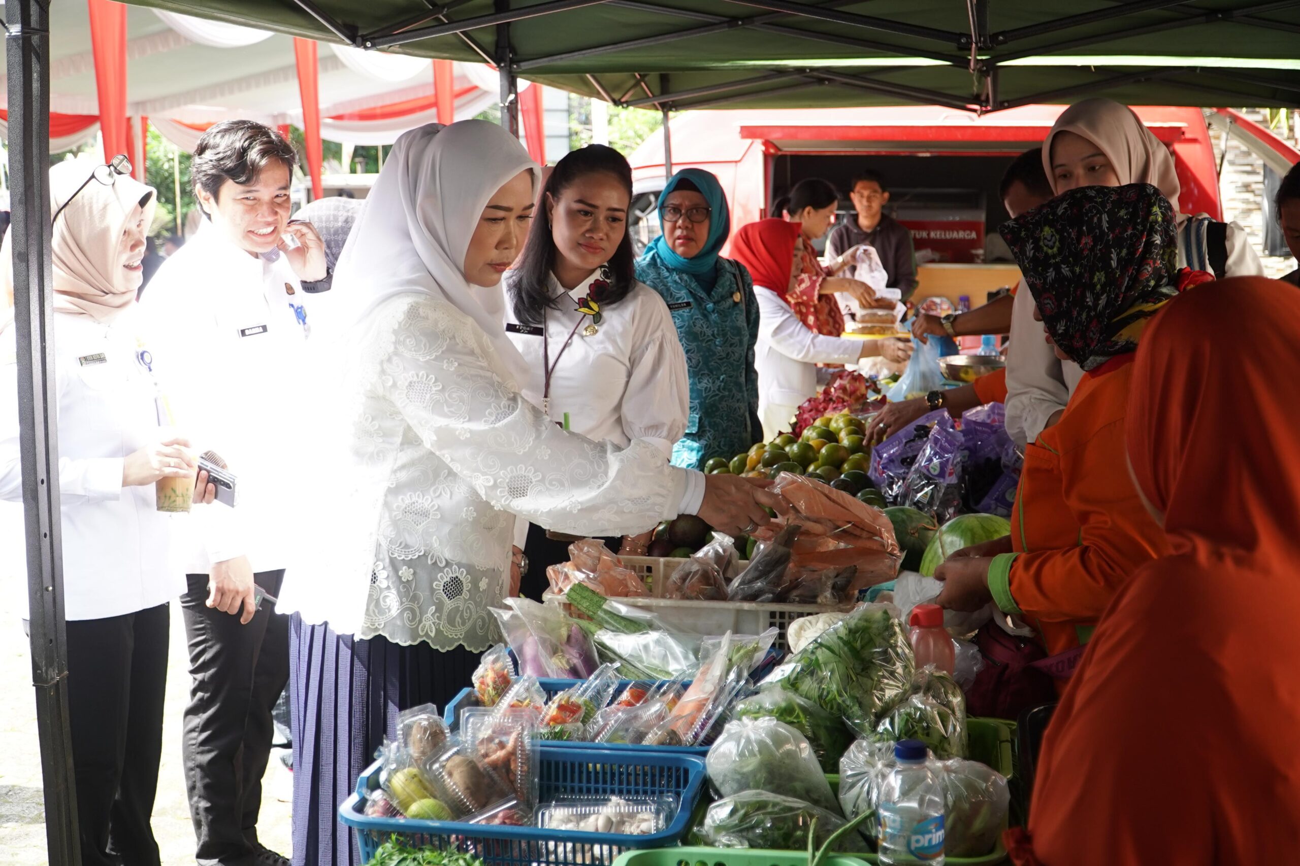 Pasar Murah Semarakan HUT Ke-79 Provinsi Sumsel