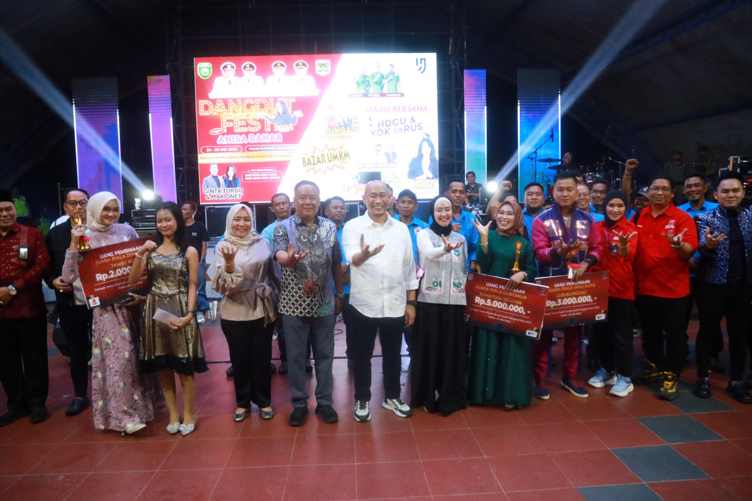 Puncak Dangdut Fest 2025 di Lapangan Taman Olahraga Silampari