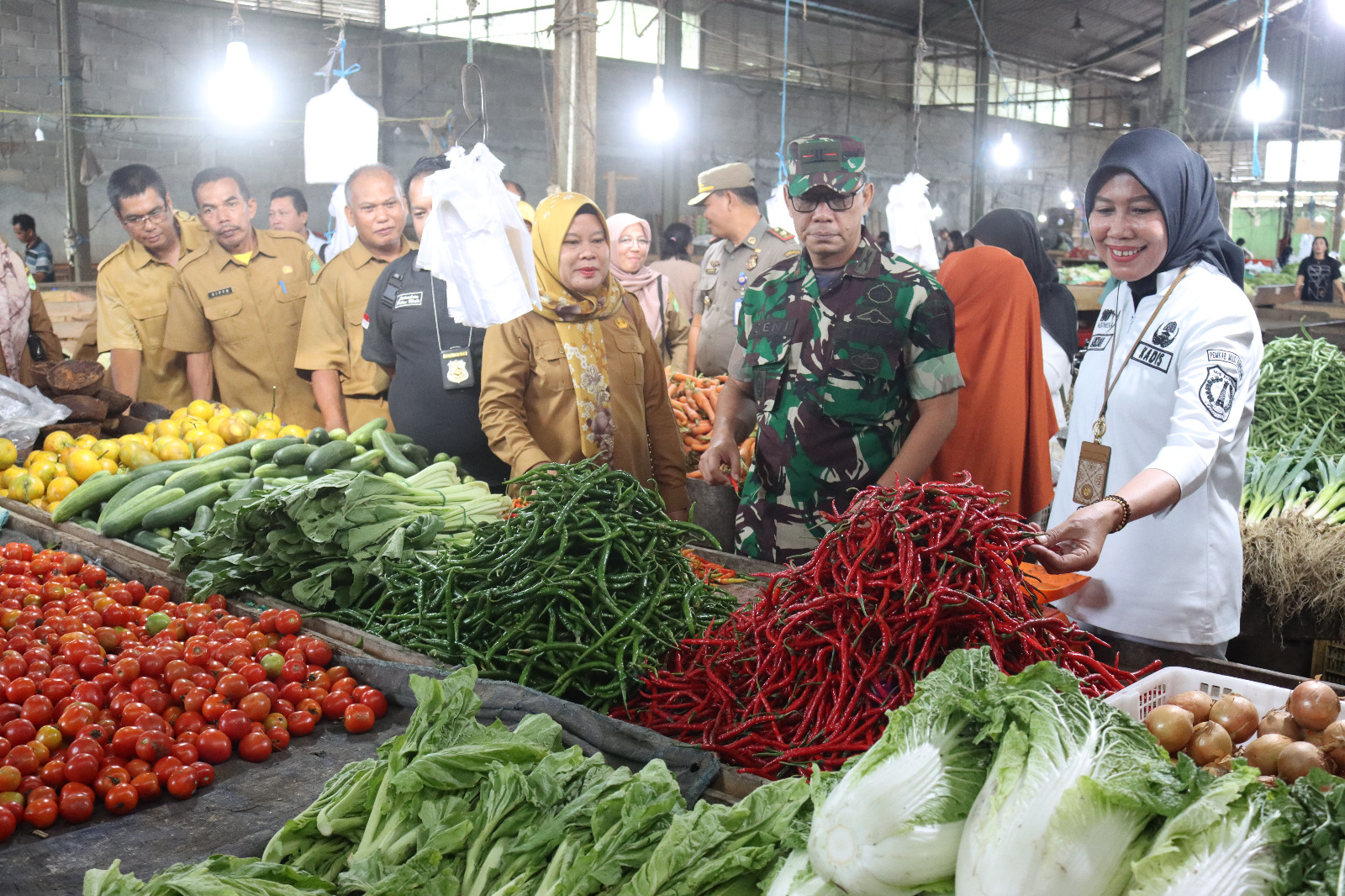 Jelang Hari Raya Idul Adha 1446 H, Pemkab Muba Sidak Harga Sembako di Pasar Randik