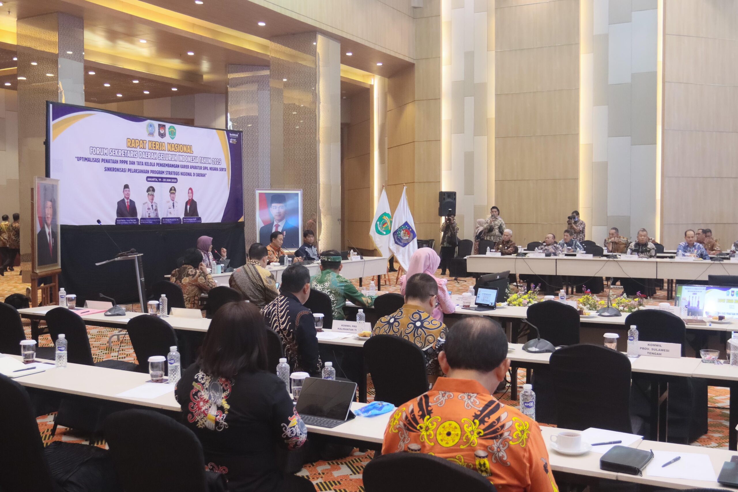 Sekda Muba Apriyadi Hadiri Rakernas Forsesdasi Tahun 2025