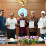 Difasilitasi Dewan Pers, PWI Tandatangani Panitia Bersama Kongres Persatuan