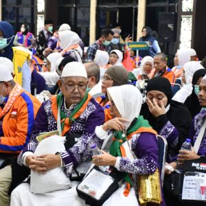 367 Jemaah Kloter 9 Tiba di Palembang, Satu Masih Dirawat di Tanah Suci