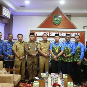 Wagub Sumsel Cik Ujang Didaulat Masuk Dewan Penasehat ICMI Orwil Sumsel