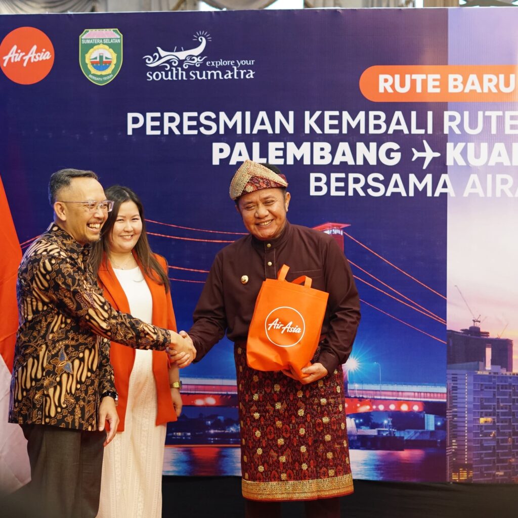 Maskapai Air Asia Resmi Buka kembali rute penerbangan Palembang–Kuala Lumpur