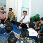 Usai  Shalat Jumat di Kantor, Gubernur Herman Deru Dengarkan Curhat Para Pegawai