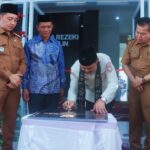Wabup Muba Rohman Resmikan Gedung Koperasi Suka Rezeki
