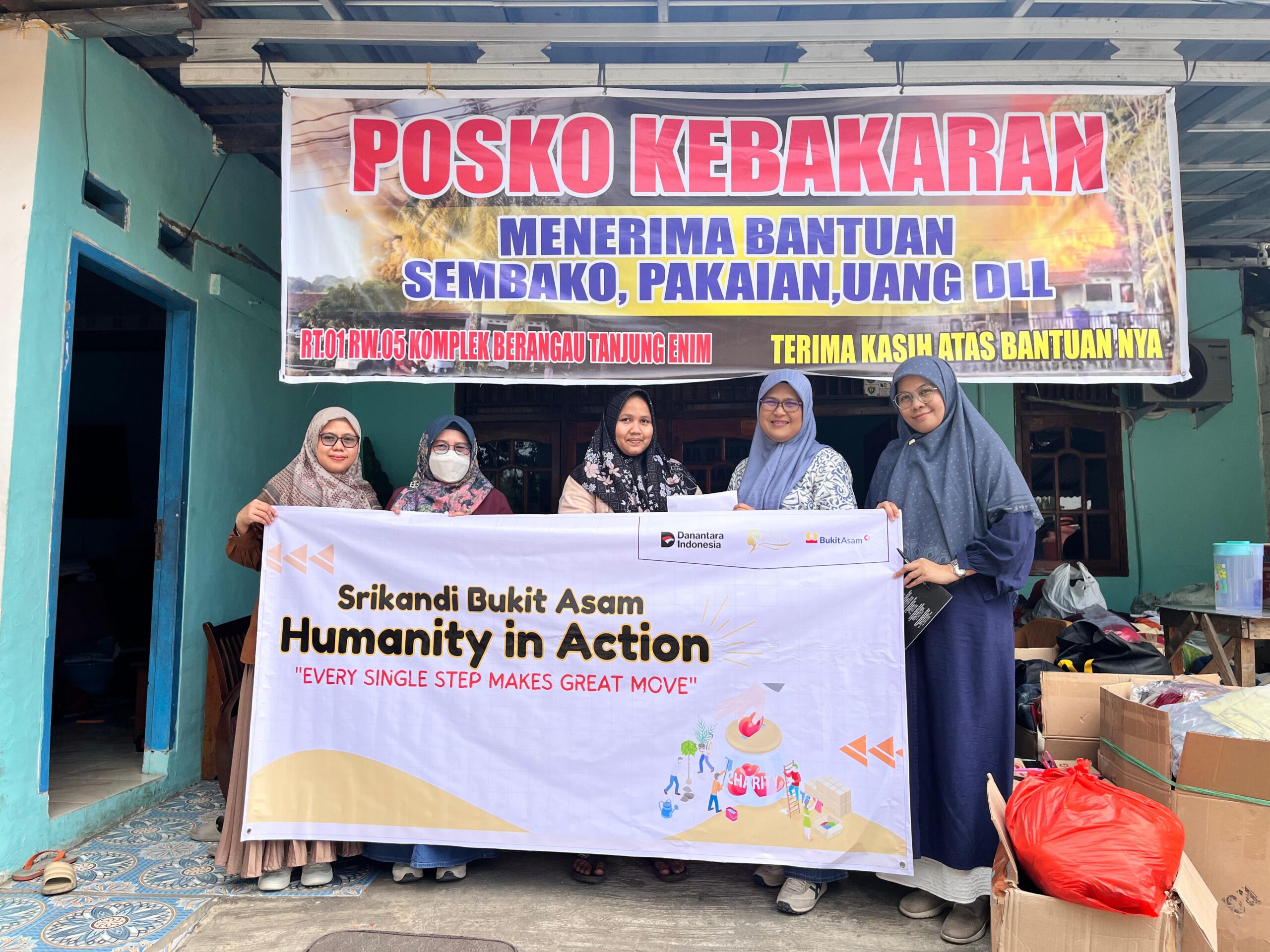Srikandi Bukit Asam Salurkan Bantuan untuk Korban Musibah Kebakaran