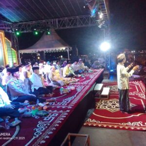 Ribuan Warga Palembang Rayakan Tabligh Akbar dan 100 Hari Kepemimpinan RDPS, Ini Pesan Sultan Palembang Ribuan Warga Palembang Rayakan Tabligh Akbar dan 100 Hari Kepemimpinan RDPS, Ini Pesan Sultan Palembang
