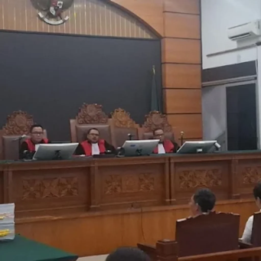 Fakta Baru Terungkap!, Istri Terdakwa Kasus Judol Komdigi Ngaku jadi Alat Tukar Kepala Budi Arie