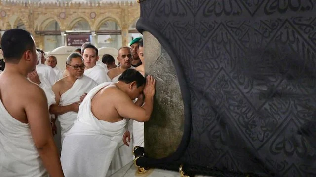 Raja Arab Saudi Buka Pintu Ka’bah untuk Presiden RI Prabowo Subianto