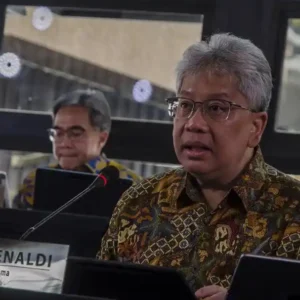 Mantan  Dirut Bank BJB Yuddy Renaldi: jadi Tersangka di KPK dan Kejagung