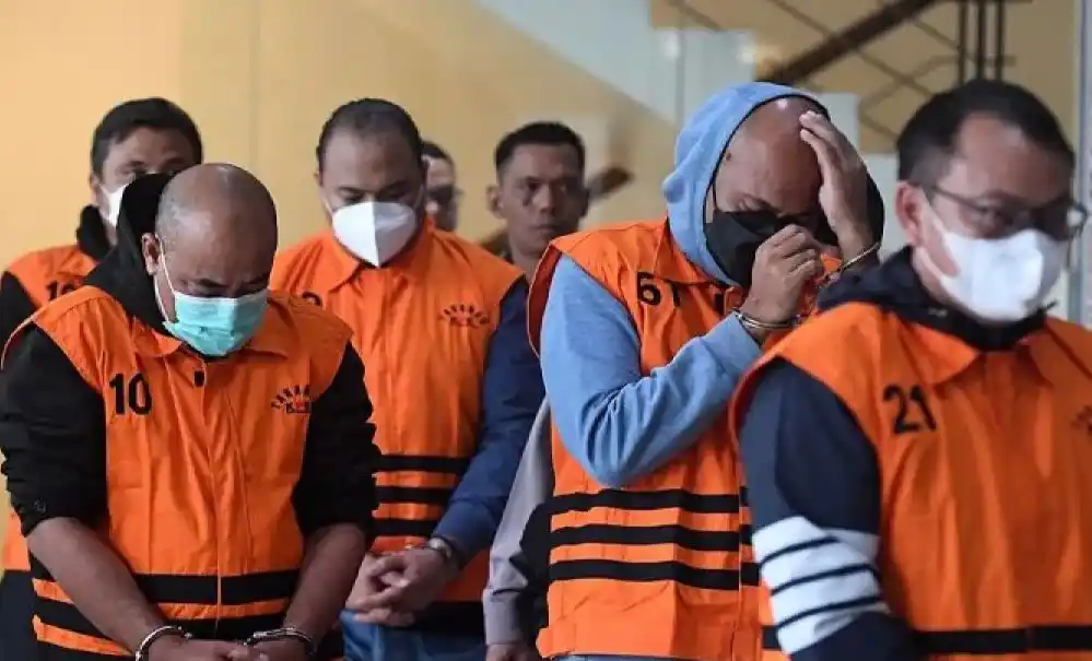 OTT KPK di Sumut hanya Jerat Lima Tersangka dari Enam Orang yang Ditangkap: Siapa Mantan Kapolres Diduga Saksi Misterius?