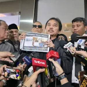 Roy Suryo di Bareskrim Polri: Ijazah Jokowi Hasil Rekayasa! Roy Suryo di Bareskrim Polri: Ijazah Jokowi Hasil Rekayasa!