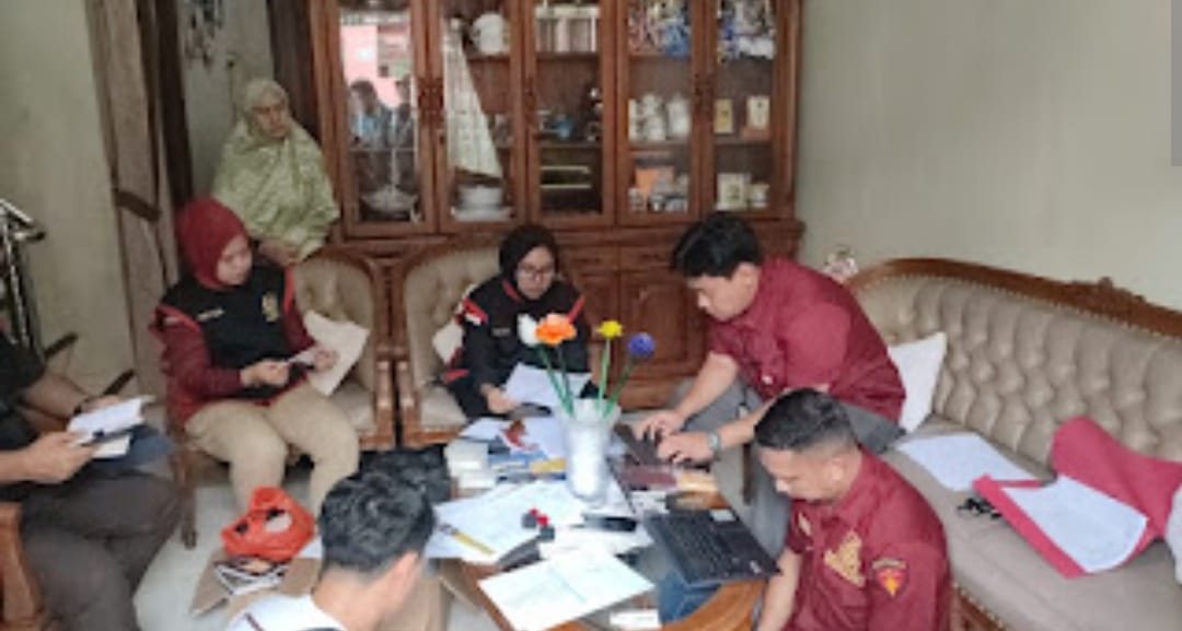Kejati Sumsel Geledah Rumah Harnojoyo dan Rumah Kepala Cabang PT Magna Beatum Terkait Dugaan Korupsi Revitalilasi Pasar Cinde s1 menit t