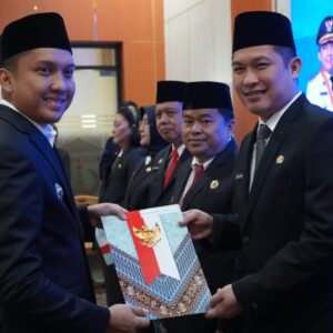 Bupati Panca Lantik Delapan Orang Pejabat Eselon II