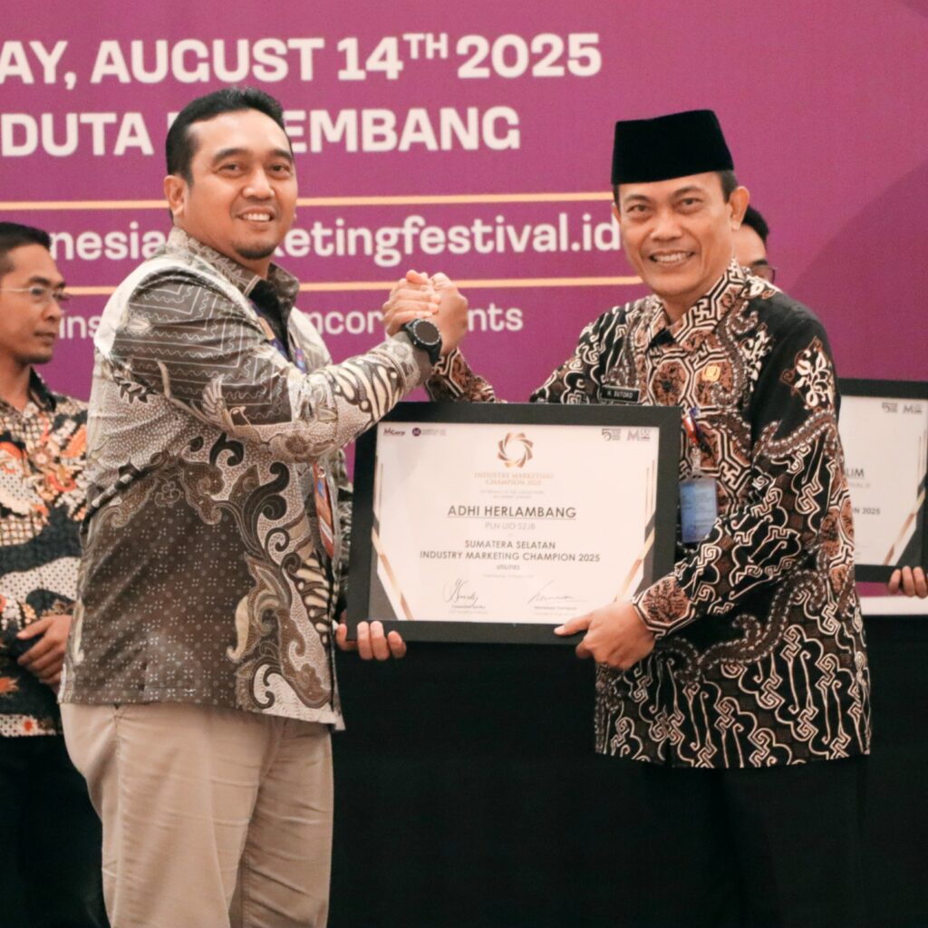 PLN UID S2JB Raih Penghargaan Industry Marketing Champion Sumatera Selatan 2025