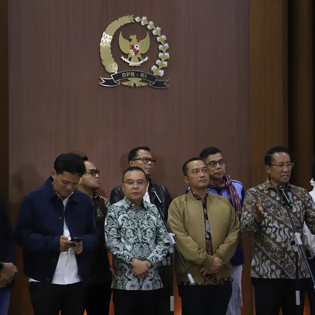 DPR RI Berikan Pertimbangan dan Persetujuan Abolisi dan Amnesti Untuk Tom Lembong dan Hasto Kristiyanto