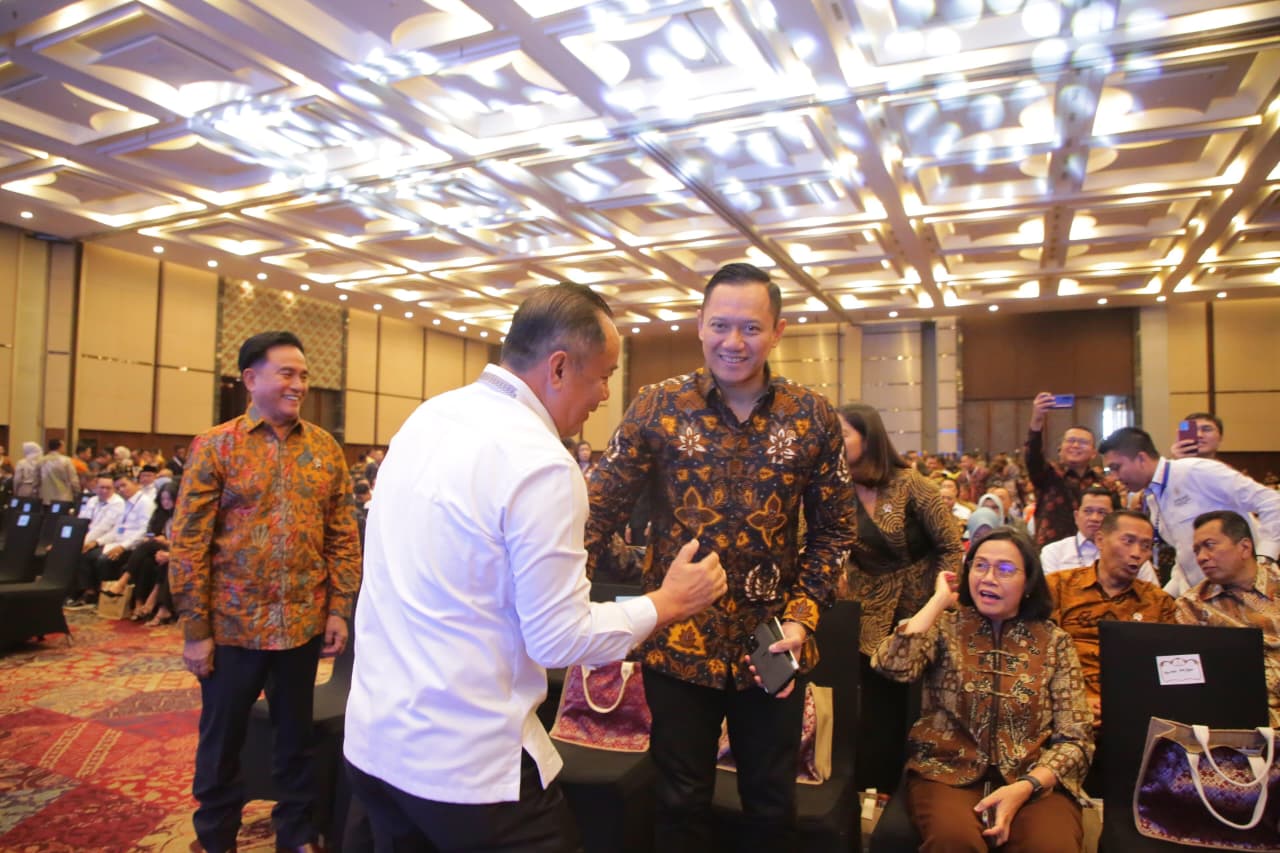 Wagub Cik Ujang Kawal Promosi Investasi Produk Unggulan Sumsel di APKASI Expo 2025