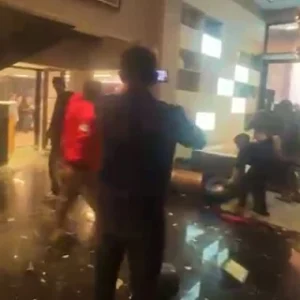 Rumah Anggota DPR Fraksi Nasdem Ahmad Sahroni Diamuk Massa, Lexus Hancur dan Barang-barang Dijarah