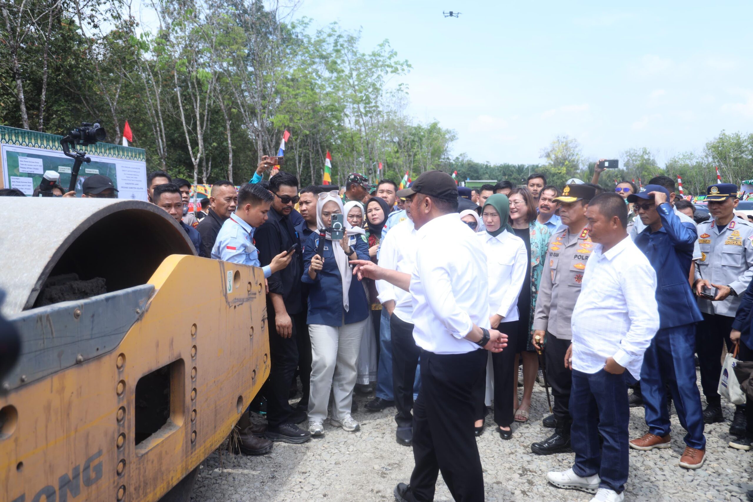 Pembangunan Jalan Khusus Batubara di Desa Cempaka Wangi Kecamatan Merapi Timur Kabupaten Lahat