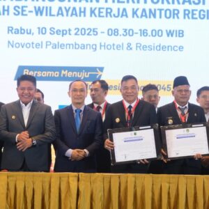 Bupati H M Toha Tohet Lakukan Penandatangan Komitmen Bersama Tentang Pembangunan Meritokrasi