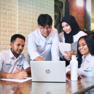 PLN Buka Lowongan Kerja bagi Lulusan D3 sampai S2 di Seluruh Indonesia
