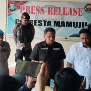 Dua Tersangka Unjuk Rasa Anarkis di Mamuju Dibekuk, Bawa Bom Molotov
