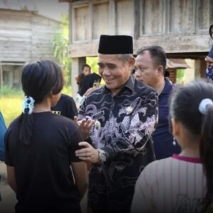 Wabup H Ardhani Selamatkan Siswa Yang Hidup Sebatang Kara Karena Terkendala Biaya Hidup