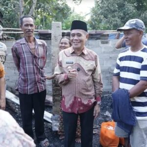 Waspada Korsleting listrik Rumah, Wabup H Ardani Beri Bantuan Musibah Rumah Terbakar Di Desa Sungai Pinang III dan Desa Ketapang II