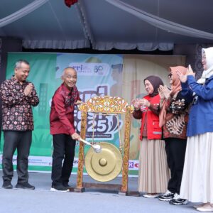 RRI Festival 2025 Resmi Dibuka, Ketua TP PKK Kota Palembang Apresiasi Gerakan Hijau