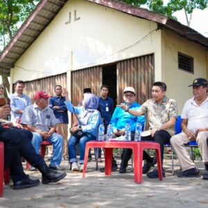 Bupati Ogan Ilir Panca Tinjau Lahan Bakal Sekolah Rakyat Di Desa Mekar Sari Kecamatan Rantau Alai