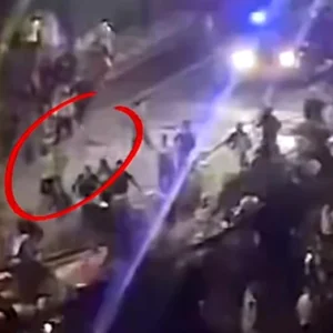 Hasil Rekaman CCTV, Terungkap Sosok Diduga Dorong Ojol Affan Kurniawan hingga Tersungkur dan Dilindas Rantis Brimob