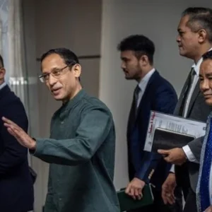 Nadiem Makarim Ditetapkan Tersangka Korupsi Laptop Chromebook, Langsung Ditahan