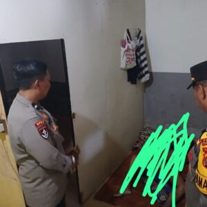 Seorang Pria Ditemukan Meninggal di Kamar Kos Pasangkayu, Polisi Lakukan Pemeriksaan
