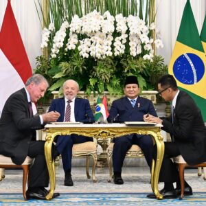 PLN dan J&F S.A Brasil Teken MoU di Depan Dua Presiden, Sepakat Kembangkan PLTA di Indonesia