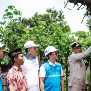 Di HLN ke-80, PLN Sambungkan Listrik Gratis bagi 171 Warga Tulungagung