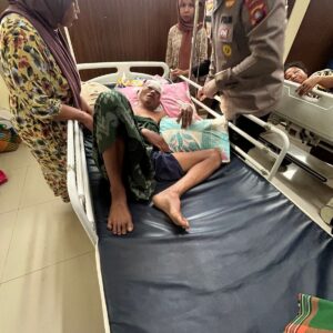 Pasien Kecelakaan dari Tapalang Barat Mendapat Penanganan Baik di RS Bhayangkara Mamuju
