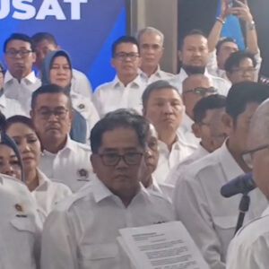 Pengurus Resmi Dikukuhkan di Solo, Ketua Umum PWI Pusat : Persatuan dan Kebersamaan Adalah Kunci