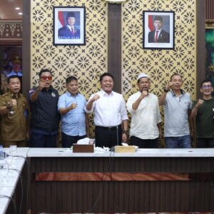 Suporter SFC Curhat ke Gubernur Herman Deru, Minta Bantuan Selamatkan Klub dari Degradasi