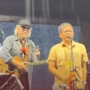 Video Iwan Fals Panik saat Rocky Gerung Sindir Wapres
