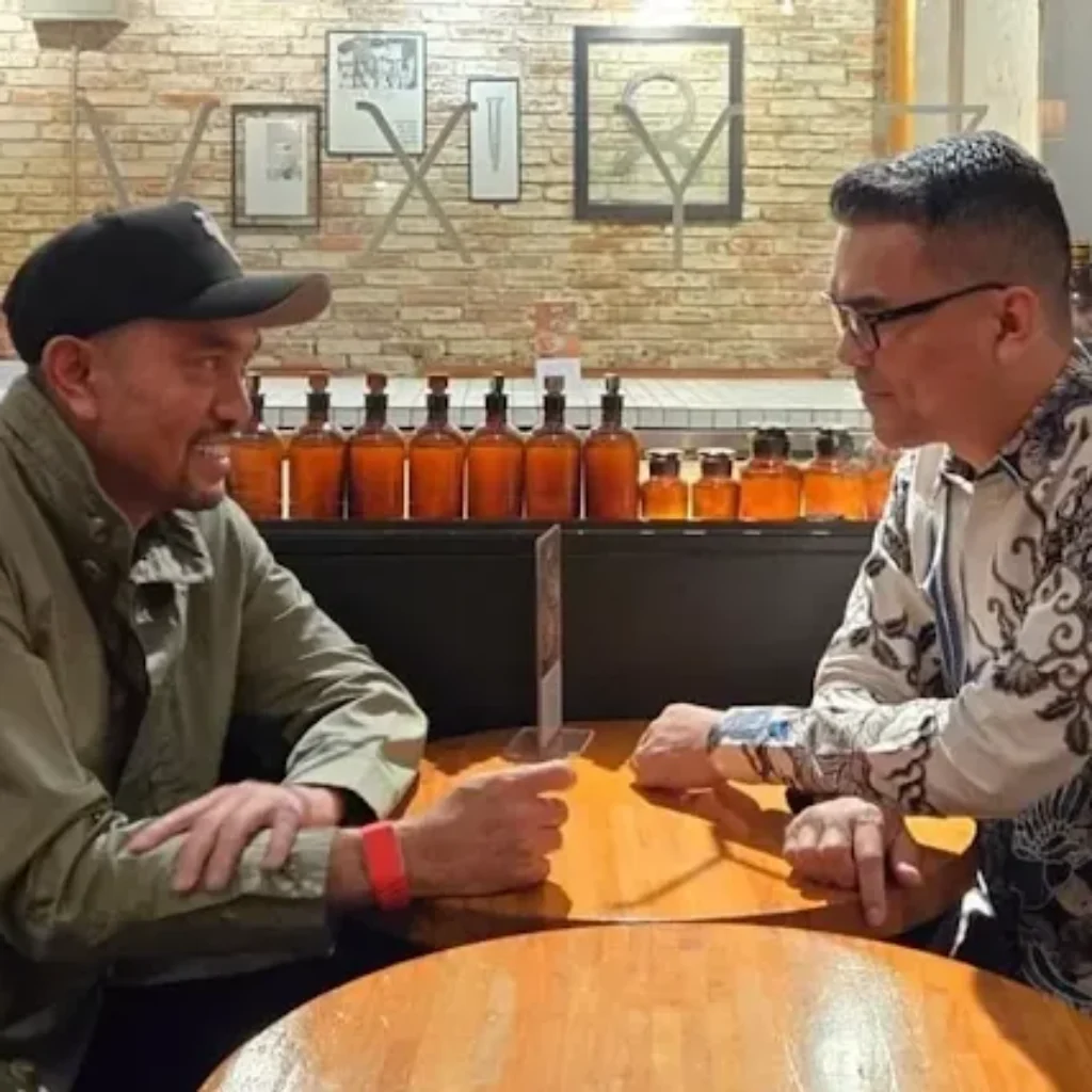 Setelah Lama Menghilang! Ahmad Sahroni Muncul Ketemu Bro Ron, Dipinang jadi Dewan Penasihat PSI?