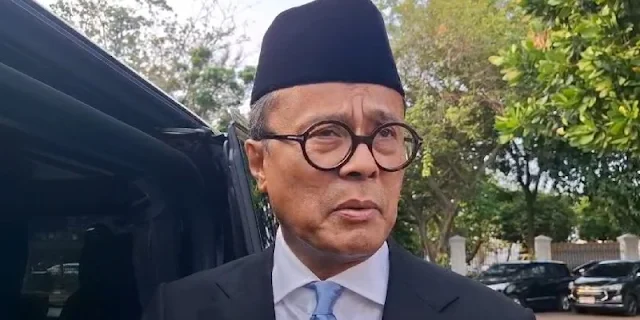 Presiden Prabowo Lantik Dony Oskaria Menjadi Kepala BP BUMN