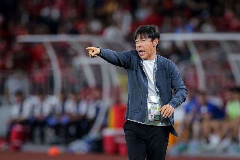 Warganet Ramai-Ramai Desak Erick Thohir Kembalikan Shin Tae-yong