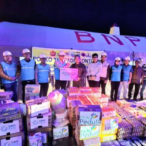 Wakil Bupati Tapanuli Utara Apresiasi Gerak Cepat PLN, Pulihkan Kelistrikan Sekaligus Salurkan Bantuan Pascabencana