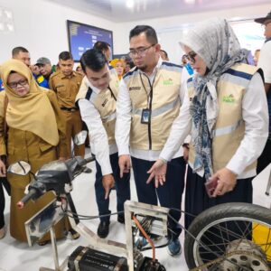 PLN UID S2JB Resmikan Bengkel Konversi Motor Listrik Pertama di Provinsi Sumatera Selatan, Dorong Akselerasi Ekosistem Kendaraan Listrik dan Penguatan SDM Vokasi