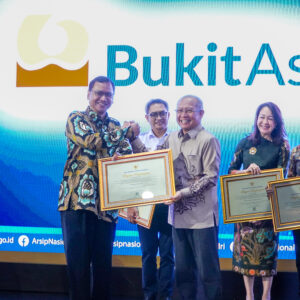 Jaga Jejak Sejarah Bangsa, PTBA Raih Penghargaan ANRI 2025