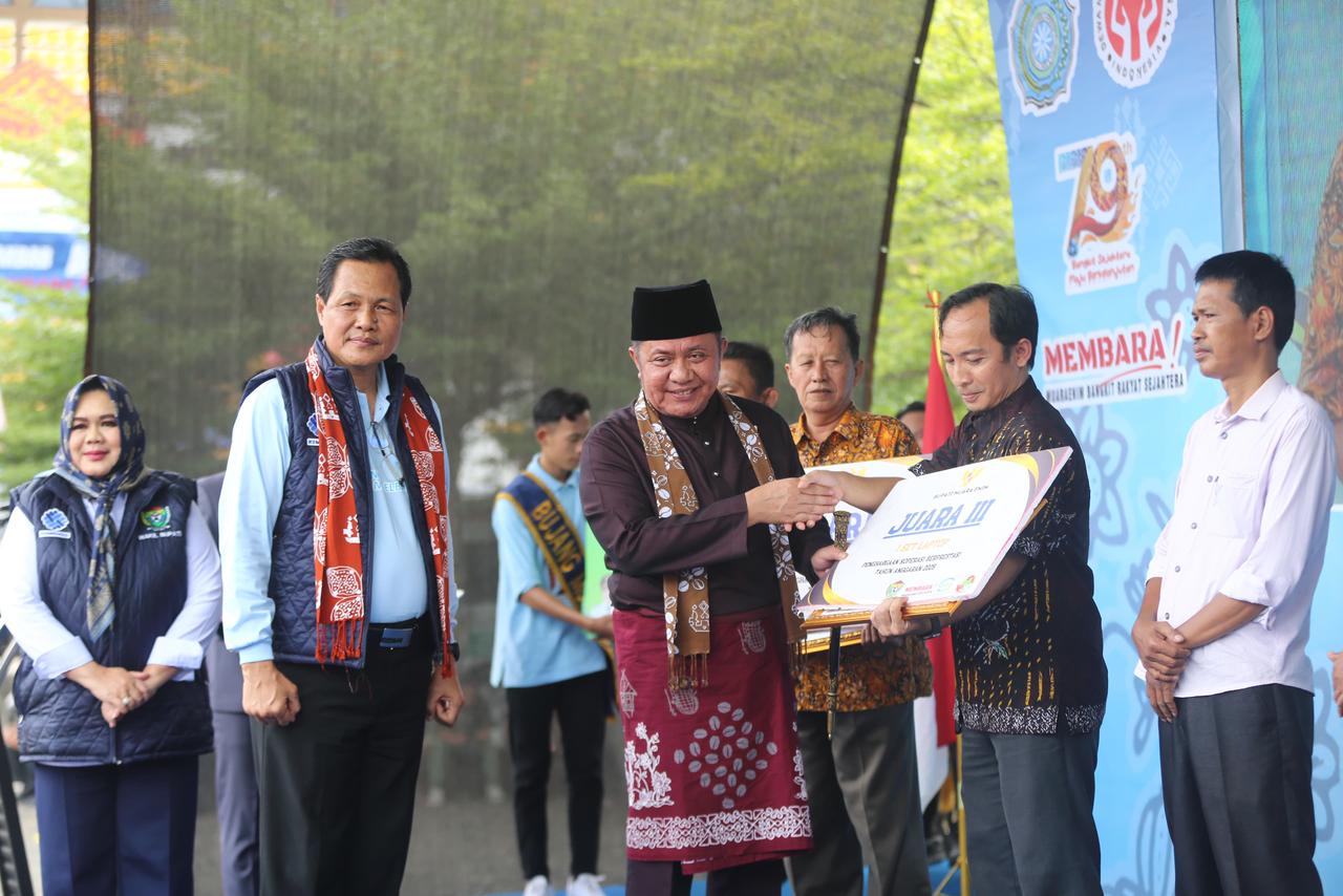 Gebyar UMKM dan Job Fair Membara Tahun 2025